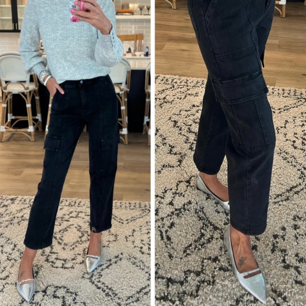 NWT Black Skies Are Blue Cargo Pants Size Large - Picture 1 of 3